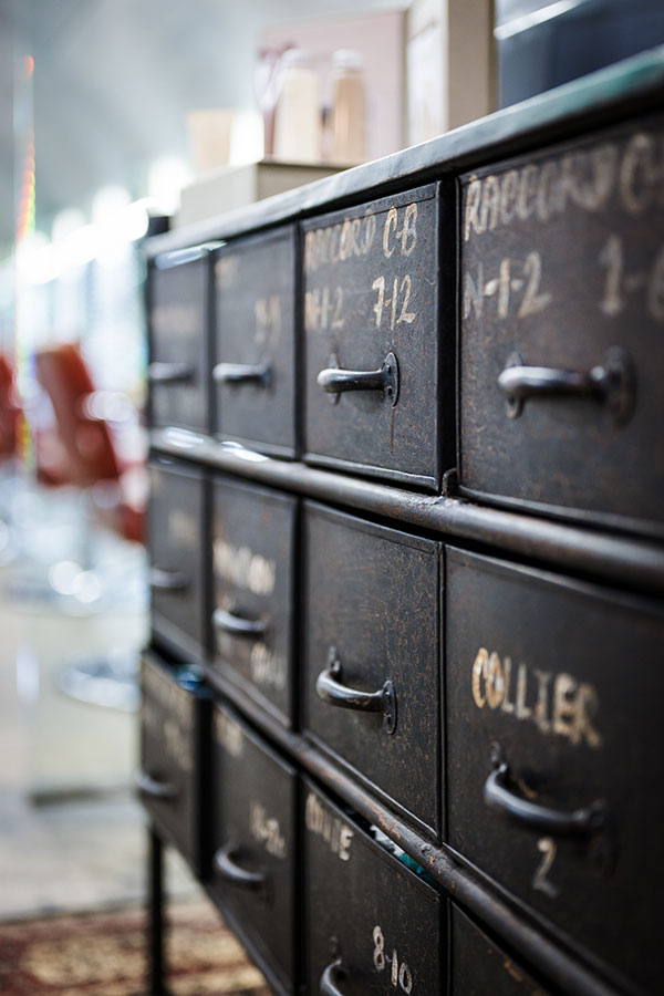 横浜 美容室・美容院 APPiiS|アピィス